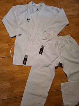Karate kimono na kumite Kihon