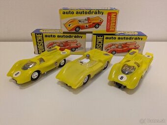 Autíčka na autodráhu Ites