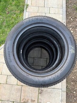 Zimné pneu 215/55 R17