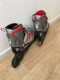 Plne funkčné chlapčenské korčule