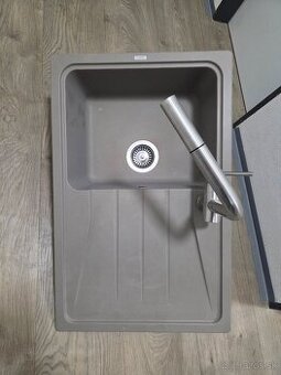 Granitový drez Blanco Legra s batériou