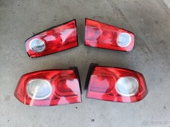 Zadne svetla renault lguna lift 2005