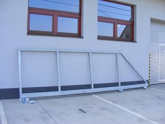 Posuvná brána 400x130cm