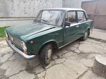 Lada 21011