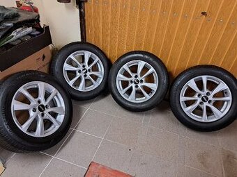4 x disk Oxxo Oberon 6,5Jx16 4x100 ET40 + pneu