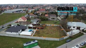 Exkluzívny stavebný pozemok pri železničnej stanici v Sládko
