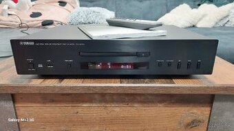 Yamaha CD-S700