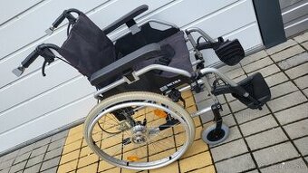 invalidny vozík 50cm pridavne brzdy pre asistenta odľahčeny