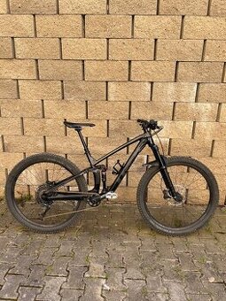 Celoodpružený bicykel Trek fuel ex 8 M/L