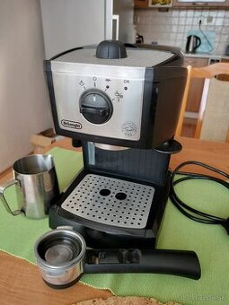 Espresso DeLonghi EC 156.B
