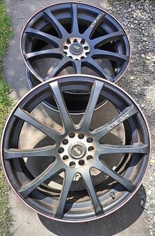 4x100 r18