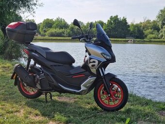Aprilia SRGT 125