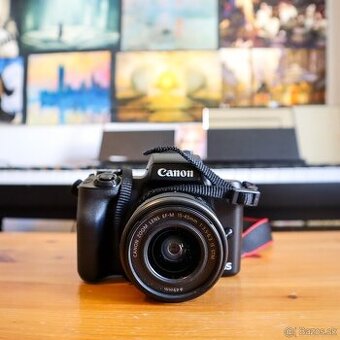 Canon M50 Mark II + příslušenství (málo používaný)