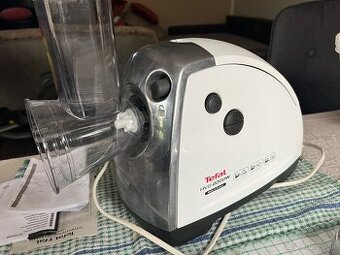 ELEKTRICKY MLYNCEK NA MÄSO TEFAL, SET