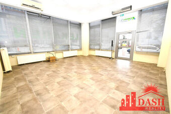 Na prenájom obchodný / komerčný priestor, 131 m2, Trenčín