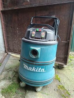 Predam priemyselny profi vysavac Makita 449