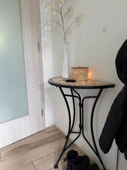 Polkruhový mozaikový stolík Amarillo