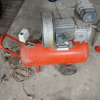 Predám kompresor 50l