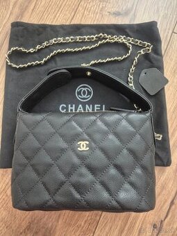 Nová luxusná kabelka Chanel Quilted Hobo clutch čierna koža