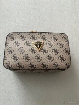 Kabelka Guess cez plece