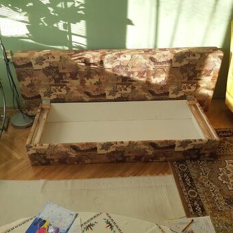 váľanda s úložným ppriestorom