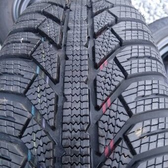 195/60 R 15 zimné.