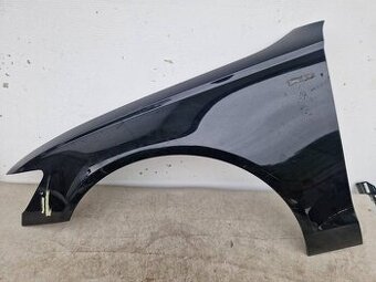 Audi A6 4G0 2010- ľavý predný blatnik