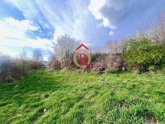 Na predaj pozemok, orná pôda, Banská Bystrica – investícia P