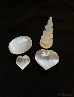 Predám sadu doplnkov zo Selenitu