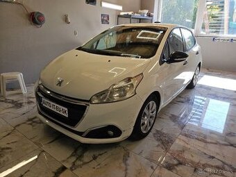PEUGEOT 208 1.6 HDI