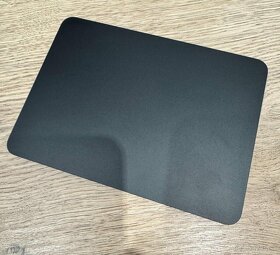 Apple magic trackpad - čierny