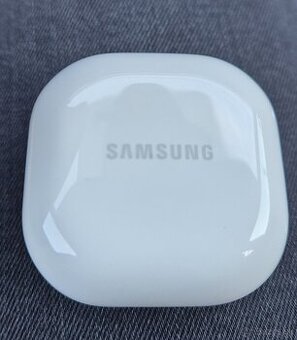 Bezdrotove sluchadla Samsung galaxy