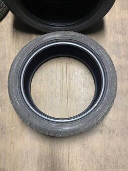 Predam letne pneumatiky 235/45 R19