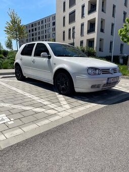 Volkswagen Golf 1.9 TDI 85KW