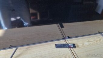 Hisense 55E76GQ