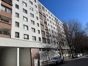 kompletne zrekonštruovaný 4 izb. byt, MOSKOVSKÁ ul.