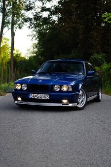 BMW E34 540i V8 Manual