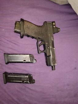 Predam/vymením glock 19 up. Gbb