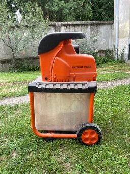 Na predaj: Drvič vetiev Patriot PC 2800 – ako nový