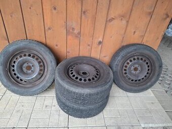 Zimne Kleber 215/65 r16