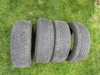 205/55 R16 zimne pneu Continental