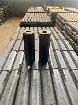 Pini Kay brikety – tvrdé drevo, čisté horenie