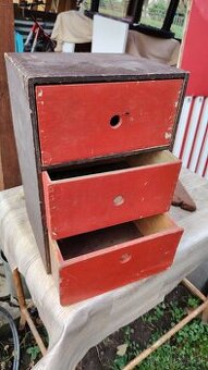 Šuflíkové skrinky