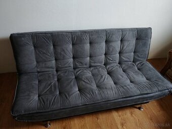 Predám používaný gauč v zachovalom stave