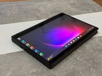 Dell Latitude 5300 2v1 i5 16GB 256GB Touch