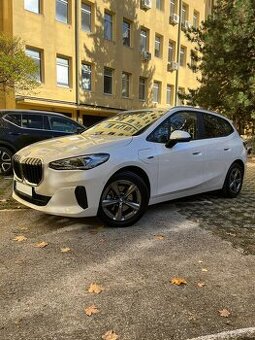 BMW 2, 225e xDrive, Benzín+PHEV, 2023, 180 kW, 65278 km