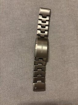 Titánový náramok Garmin 22mm pre Fenix 8/7/6 (47mm)