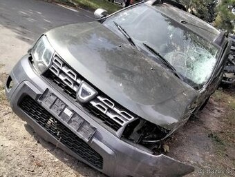 DACIA DUSTER 1.6 2013 predám MOTOR K4M Z835, PIATE DVERE