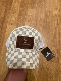 Louis Vuitton šiltovka