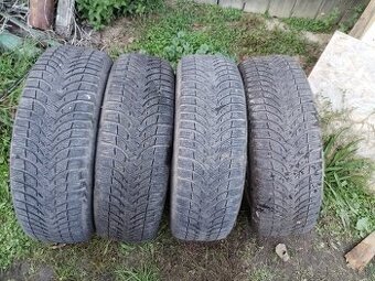 Predám 215/60 r17